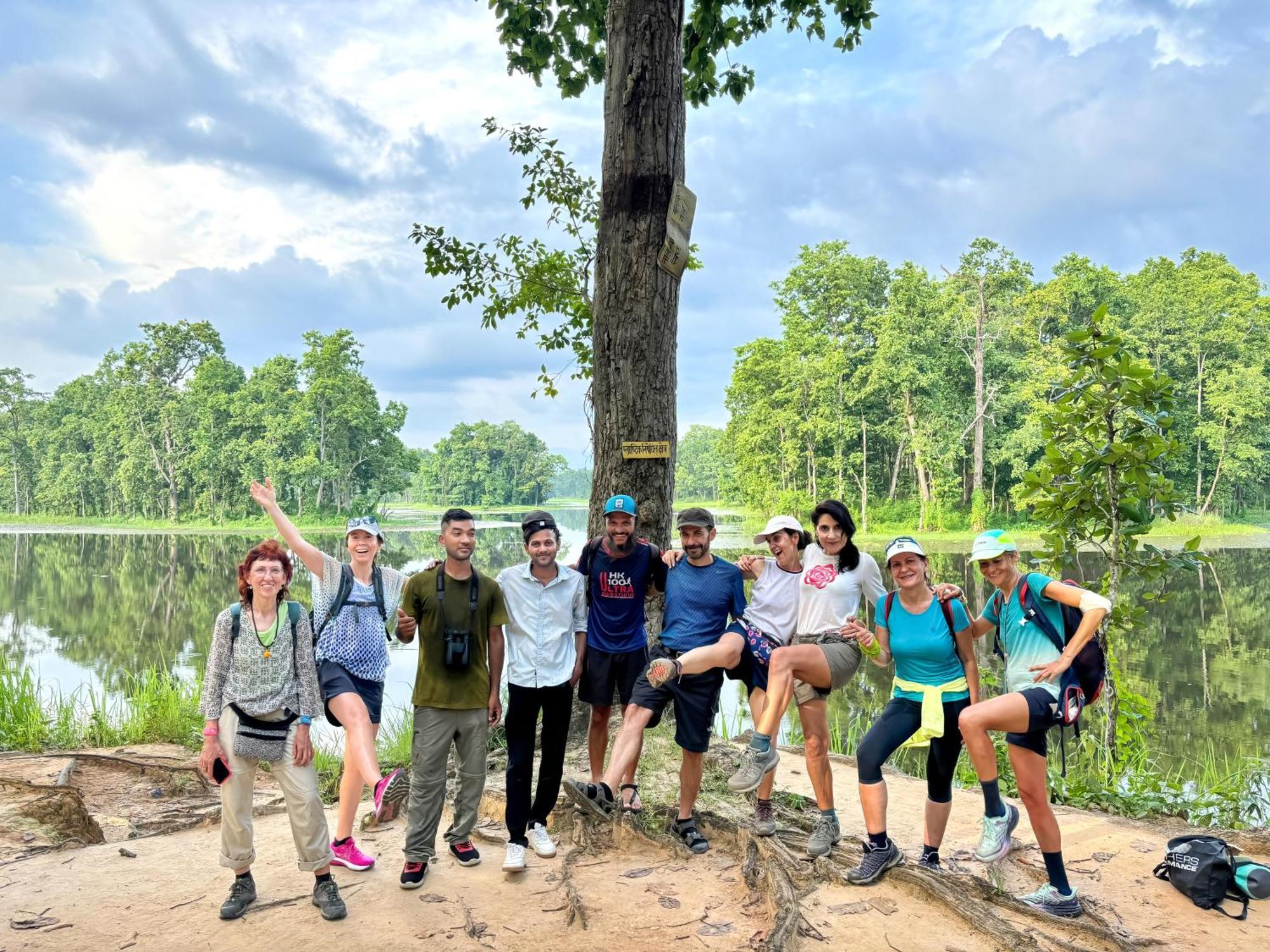 Greenland Safari, Sauraha Exterior photo